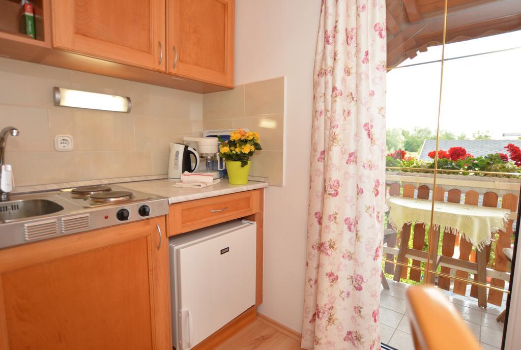 Virágoskert Apartman Hévíz Rom bilde