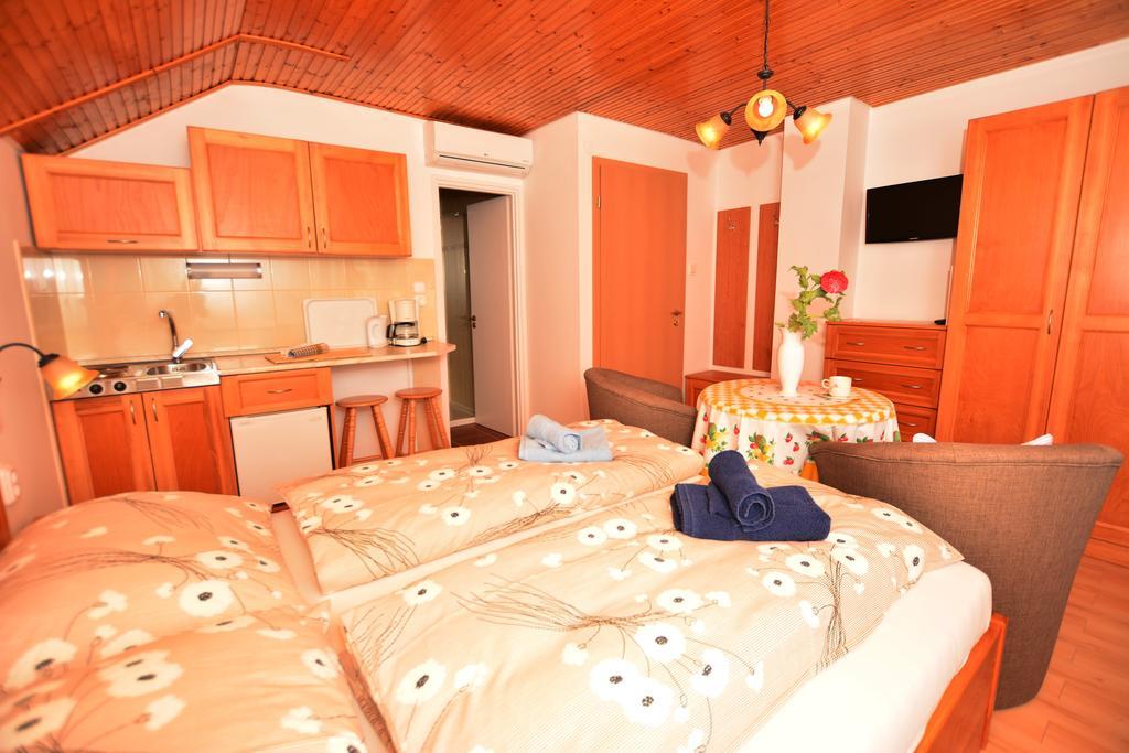 Virágoskert Apartman Hévíz Rom bilde