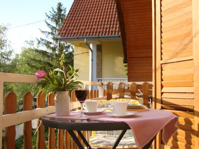 Virágoskert Apartman Hévíz Rom bilde