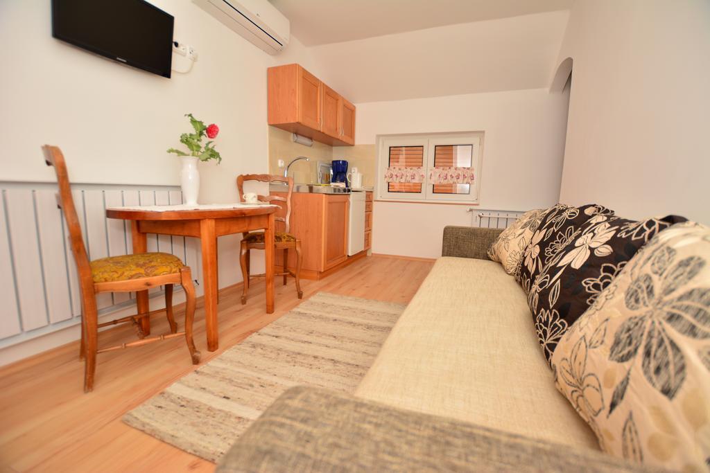 Virágoskert Apartman Hévíz Rom bilde